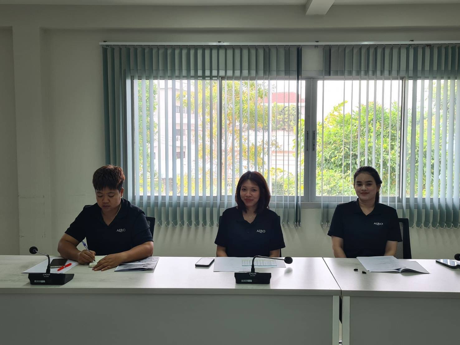 title - ผู้ตรวจราชการกรม ประชุมติดตามผลการดำเนินงานตามแผนการตรวจราชการของ ส.ป.ก. ประจำปีงบประมาณ พ.ศ. 2569 รอบที่ 1 จังหวัดเพชรบุรี